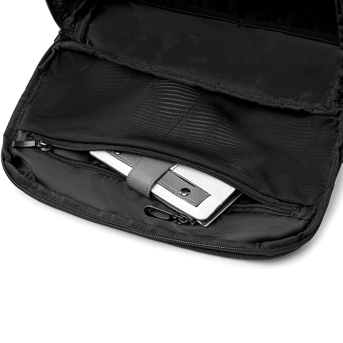 AeroPro: 17.3" Laptop Backpack with Enhanced Support for Travelers