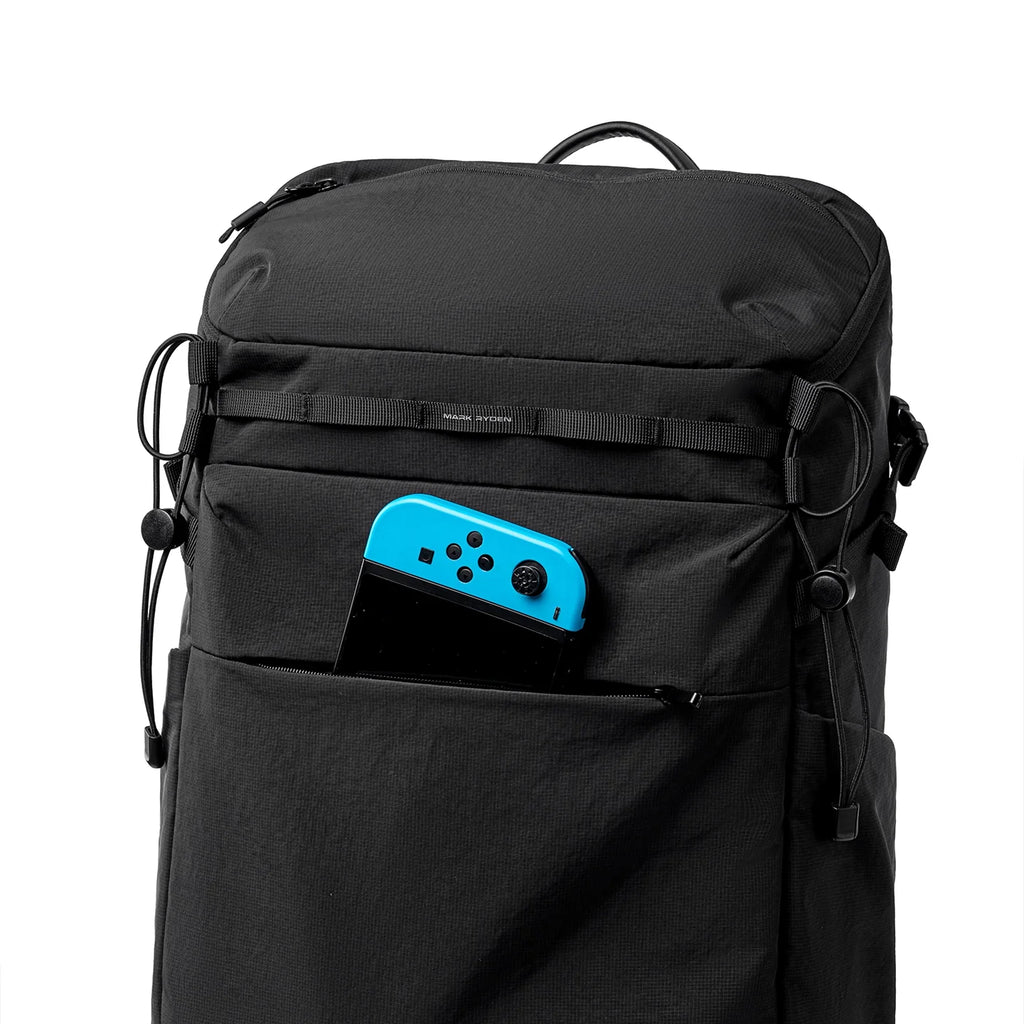 AeroPro: 17.3" Laptop Backpack with Enhanced Support for Travelers