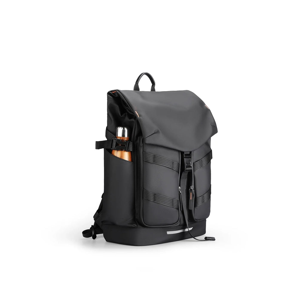 CapaFlex: Expandable Capacity Everyday Backpack 22L to 29L