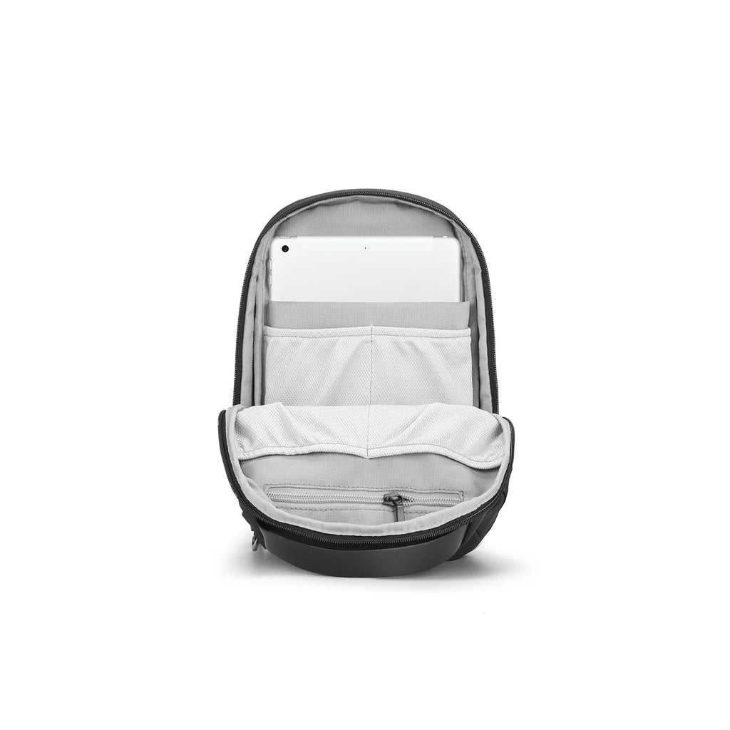 Clear: Simple Clean Waterproof Large Capacity Crossbody Bag