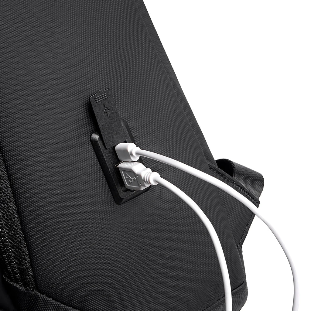 Compacto Pro: MarkRyden Top Seller Futuristic Design Simple Large Capacity Daily Backpack