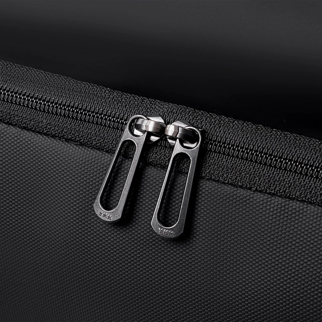Compacto Pro: MarkRyden Top Seller Futuristic Design Simple Large Capacity Daily Backpack