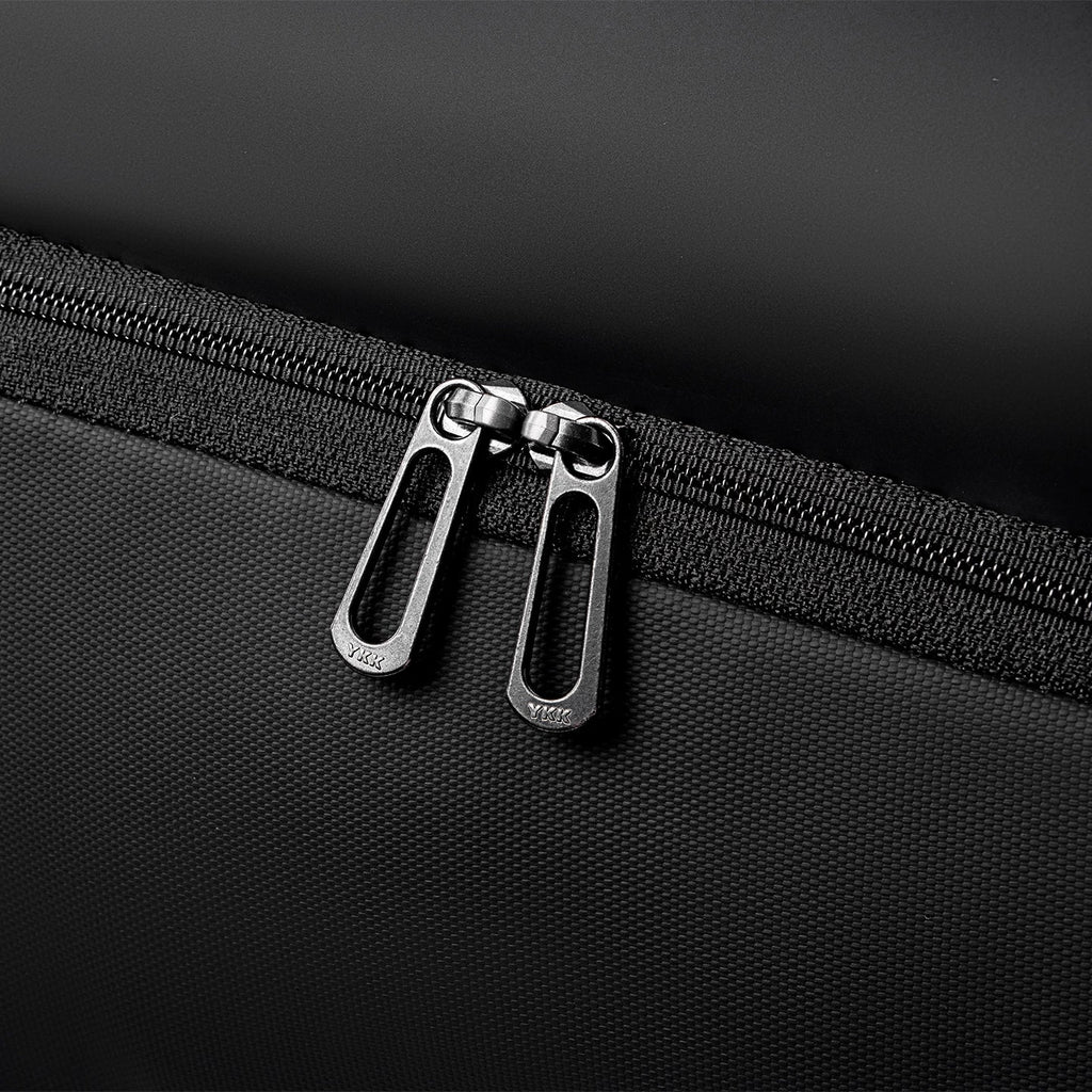 Compacto Pro: MarkRyden Top Seller Futuristic Design Simple Large Capacity Daily Backpack