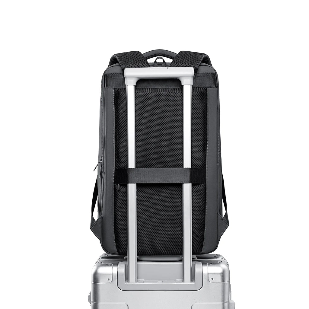 Compacto Pro: MarkRyden Top Seller Futuristic Design Simple Large Capacity Daily Backpack