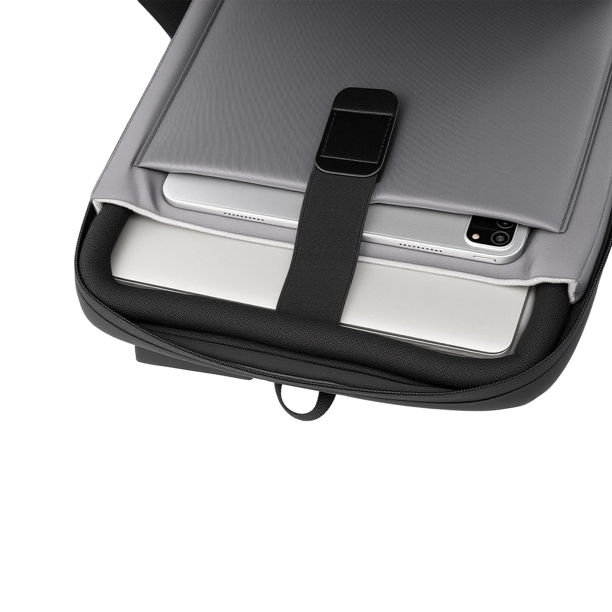TechVault: 17.3 Inch Laptop Backpack with 900D Film-Protected Fabric for Professionals