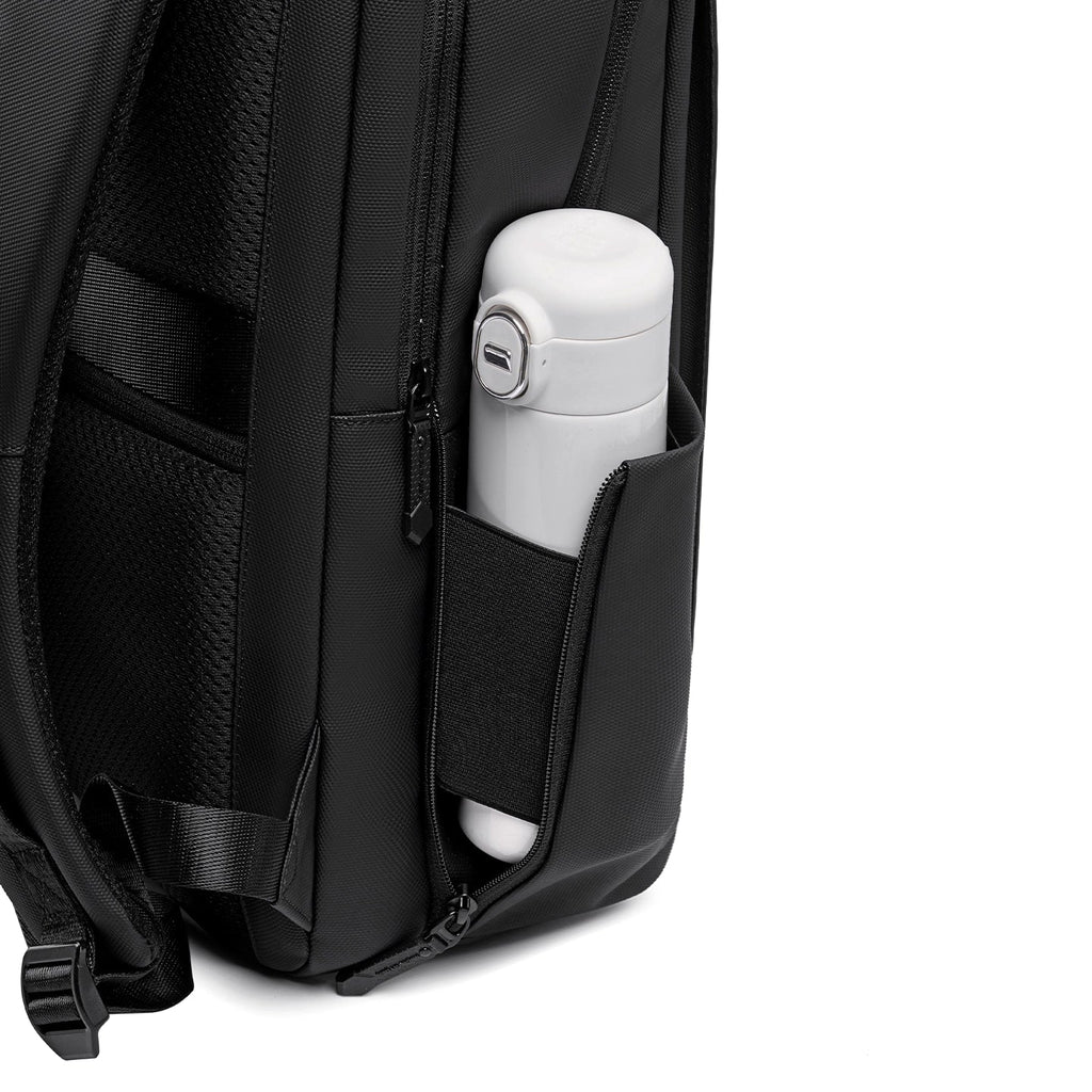 AeroBrief: 17L Business Laptop Backpack with 3D Breathable Back for Commuter