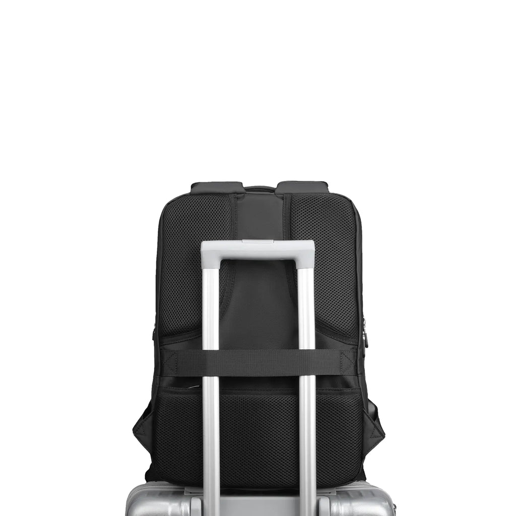 Largy: Robust Companion for Life & Travel