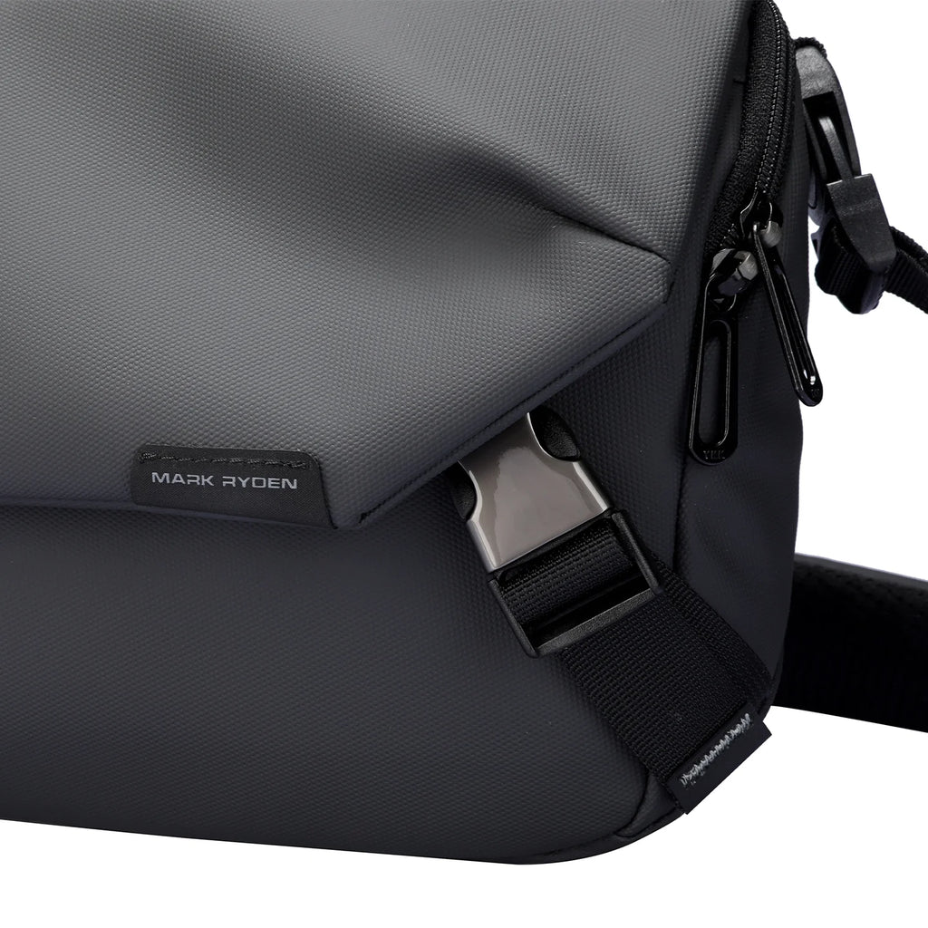 Harvey: Leather Waterproof Multifunction Messenger Bag