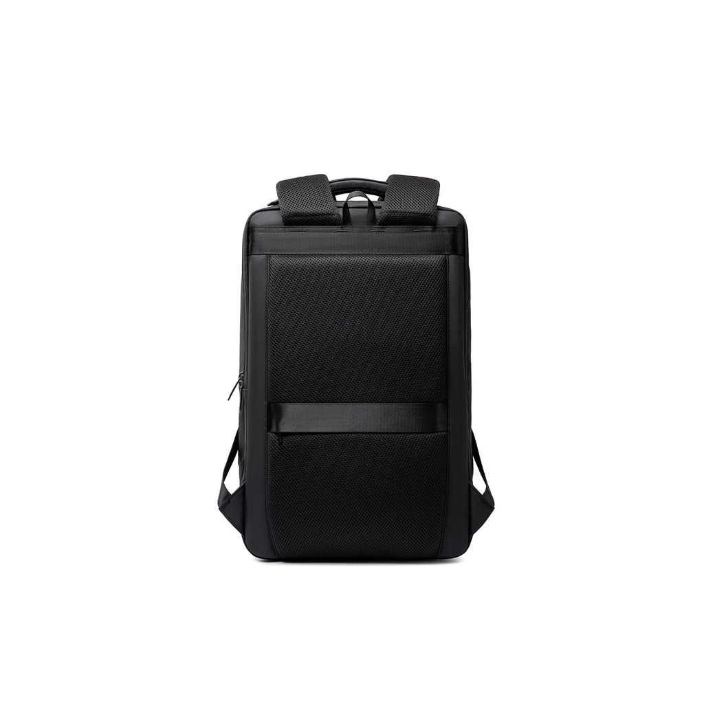 Compacto Pro I: 30L Tactical Commuter Backpack for the Urban Hustle