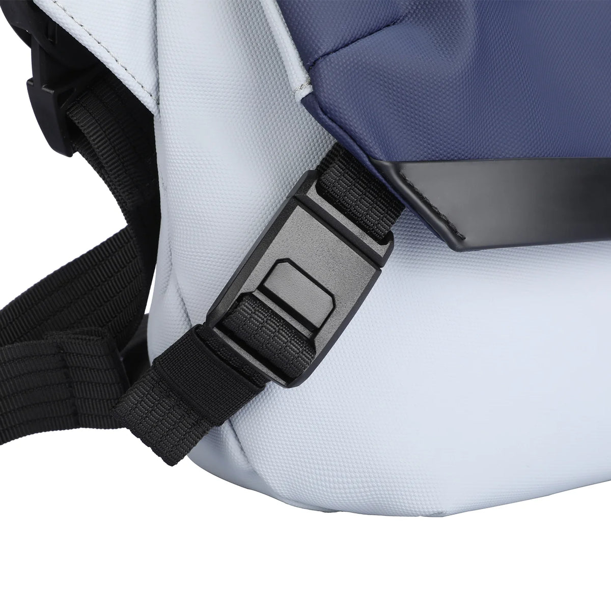 Mailman: Youthful Fashionable Snd Energetic Messenger Bags