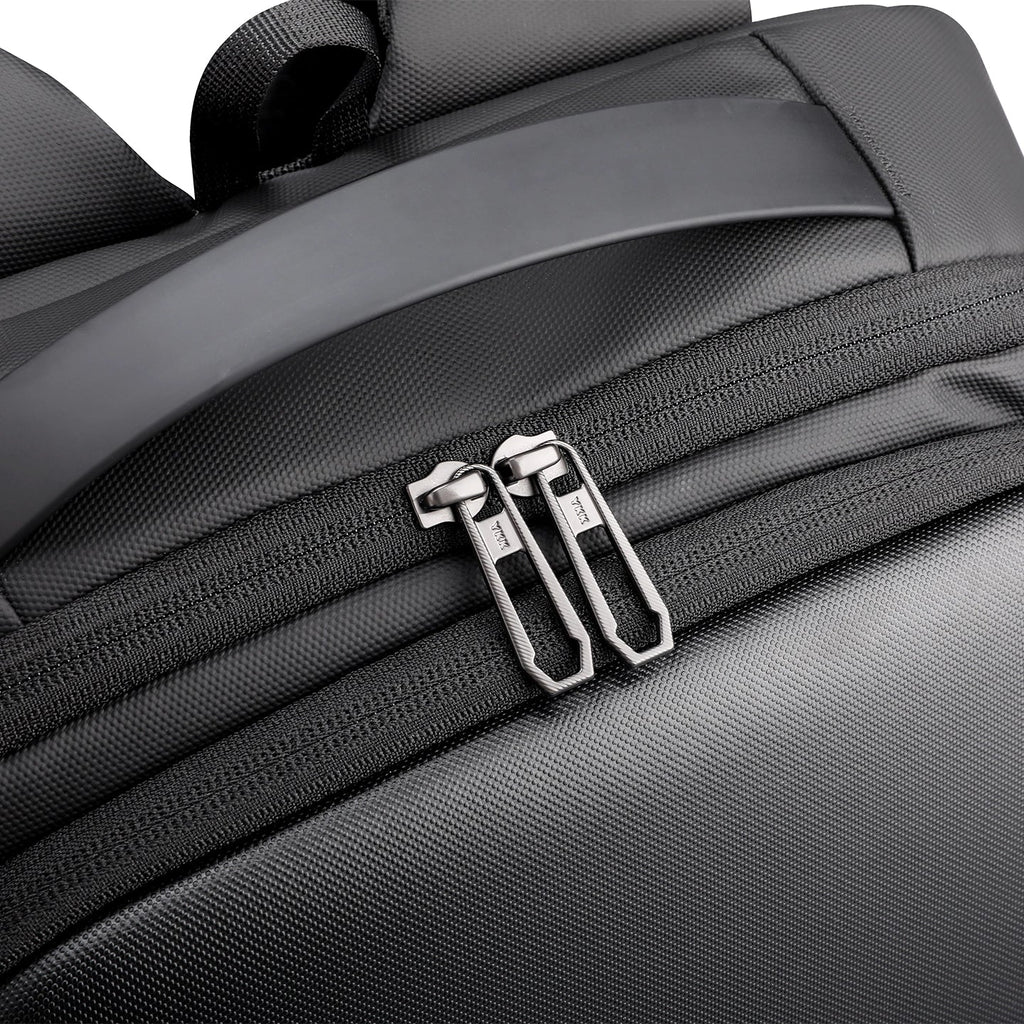 Polycom: Plan Your Day Comfortably With a Versatile Backpack