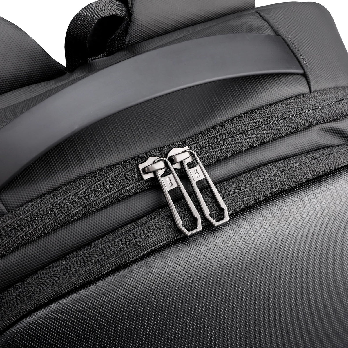 Polycom: Plan Your Day Comfortably With a Versatile Backpack