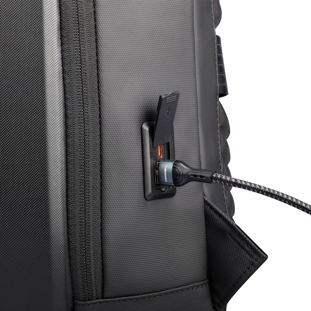 Polycom: Plan Your Day Comfortably With a Versatile Backpack