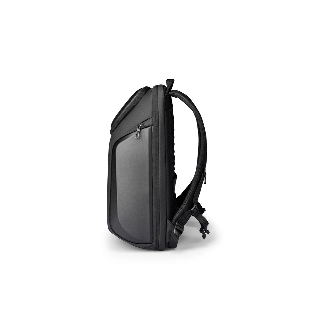 Polycom: Plan Your Day Comfortably With a Versatile Backpack