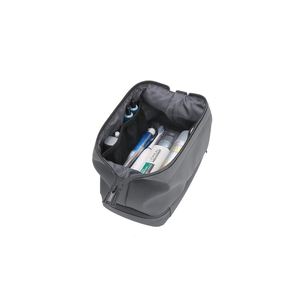 Switchstorage V: Toiletry Bag with Wet and Dry Areas for Modern Travelers