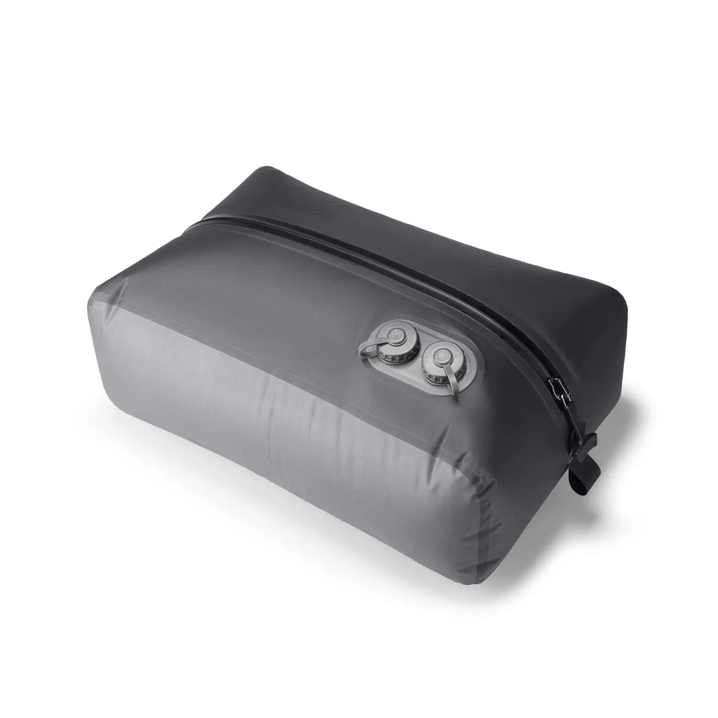 VacSpace Pro: Self-compressing Ziplock Bags Designed for Easy Organization of Clothing