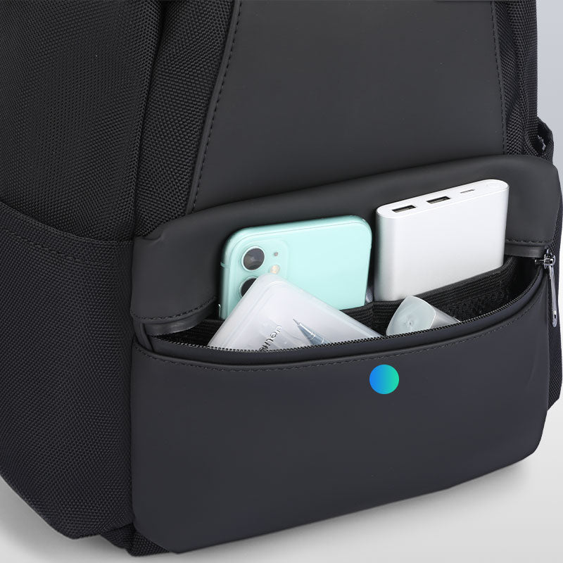 MarkRyden Global softologic i water-repellent backpack front pocket with mint phone & power bank